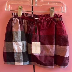 Burberry kids skirt classic 3 years new with tag